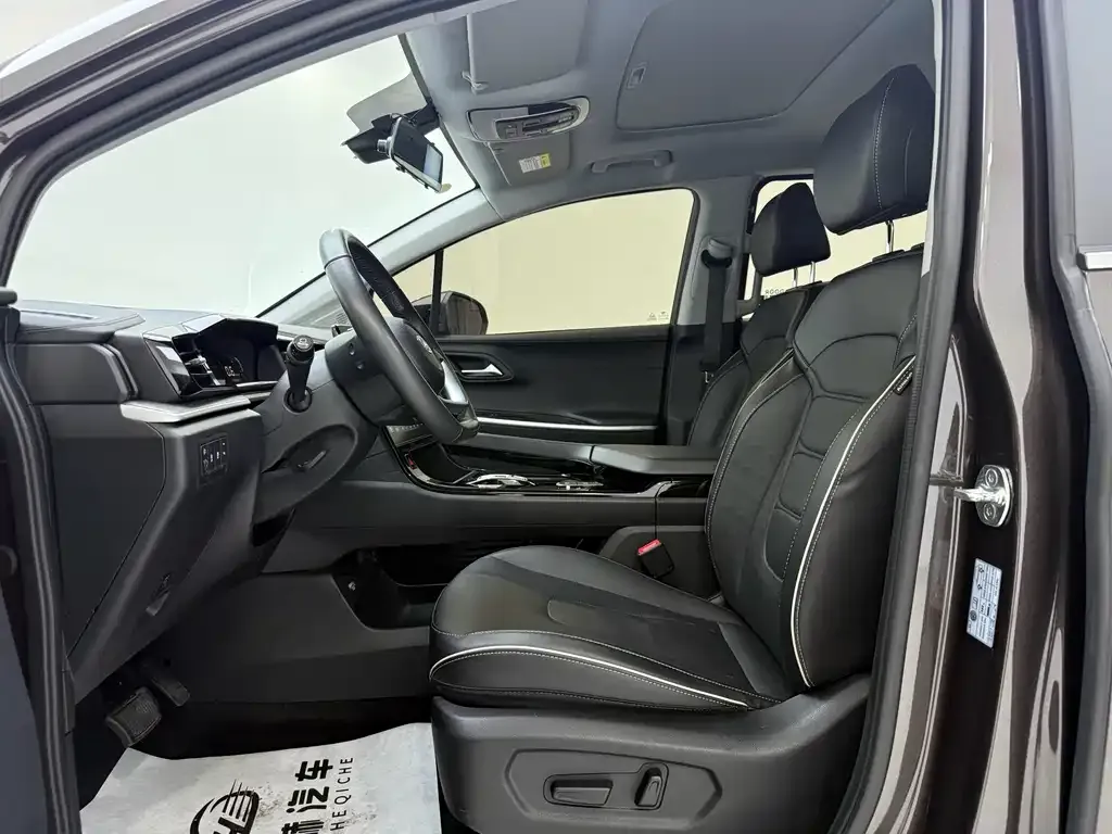 Hyundai Custo — фото 9