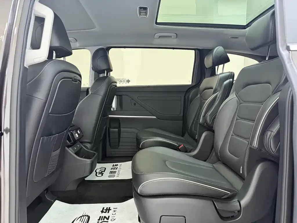 Hyundai Custo — фото 10