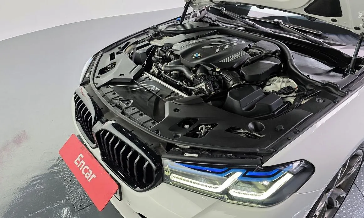 BMW 5-Series 2023 из KR, фото 7