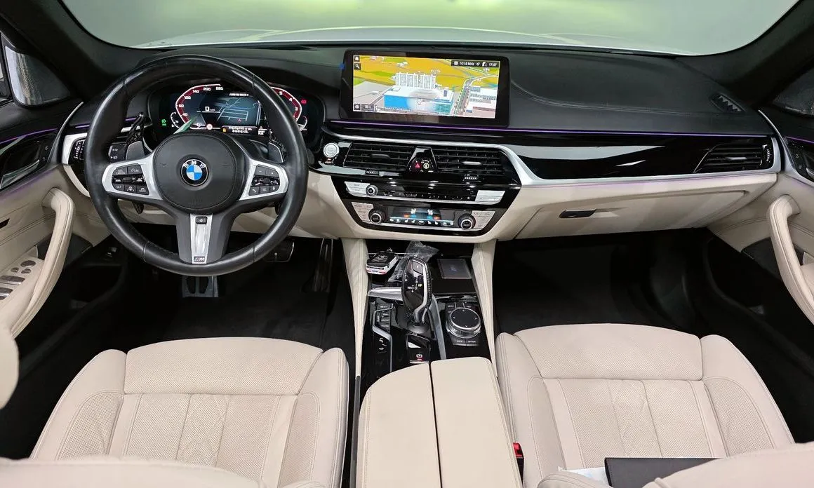 BMW 5-Series 2023 из KR, фото 9