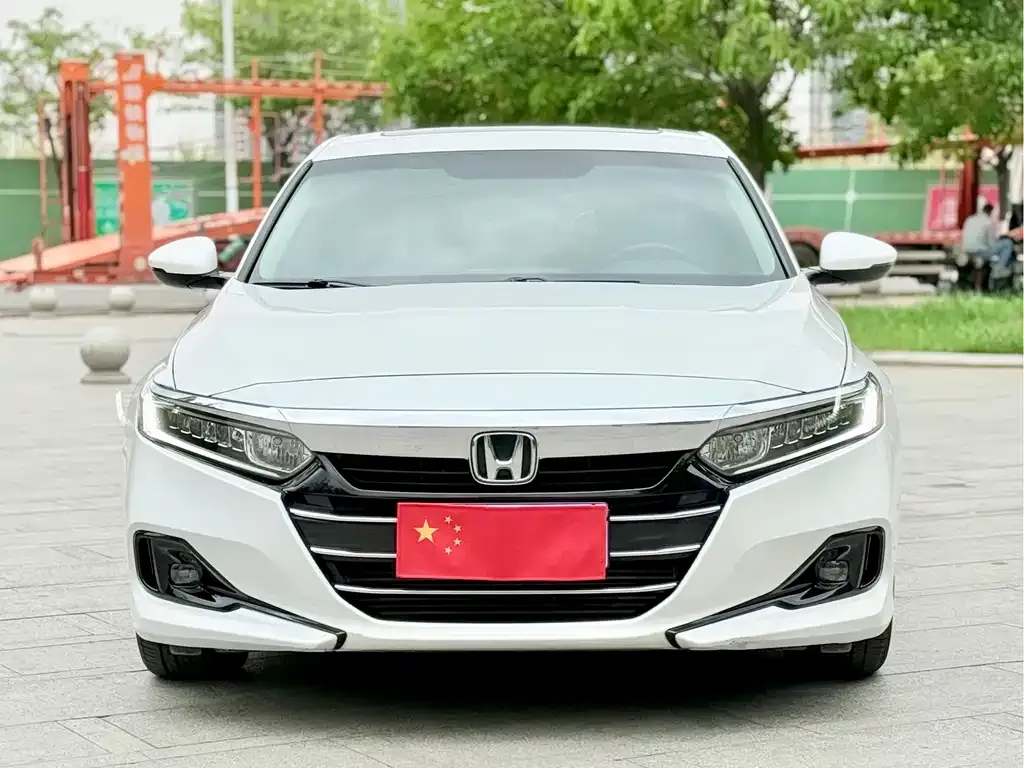 Honda Accord — фото 4