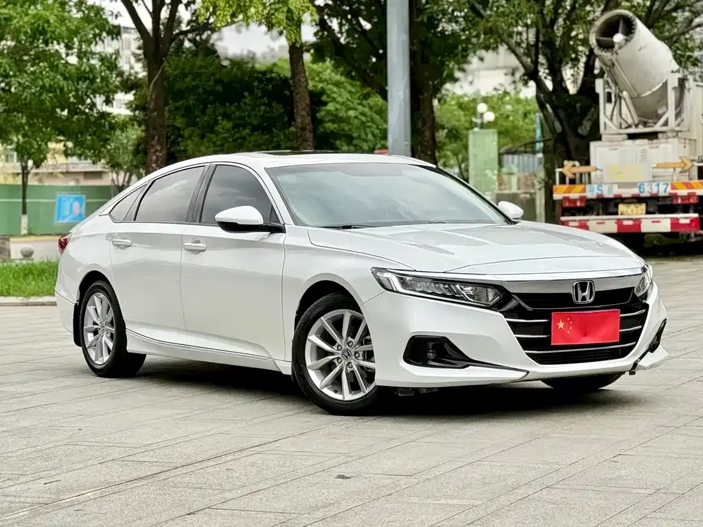 Honda Accord — фото 2