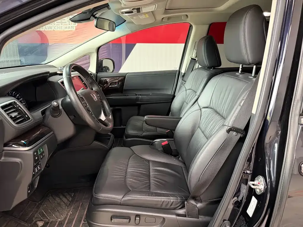 Honda Odyssey 2021 из CN, фото 10