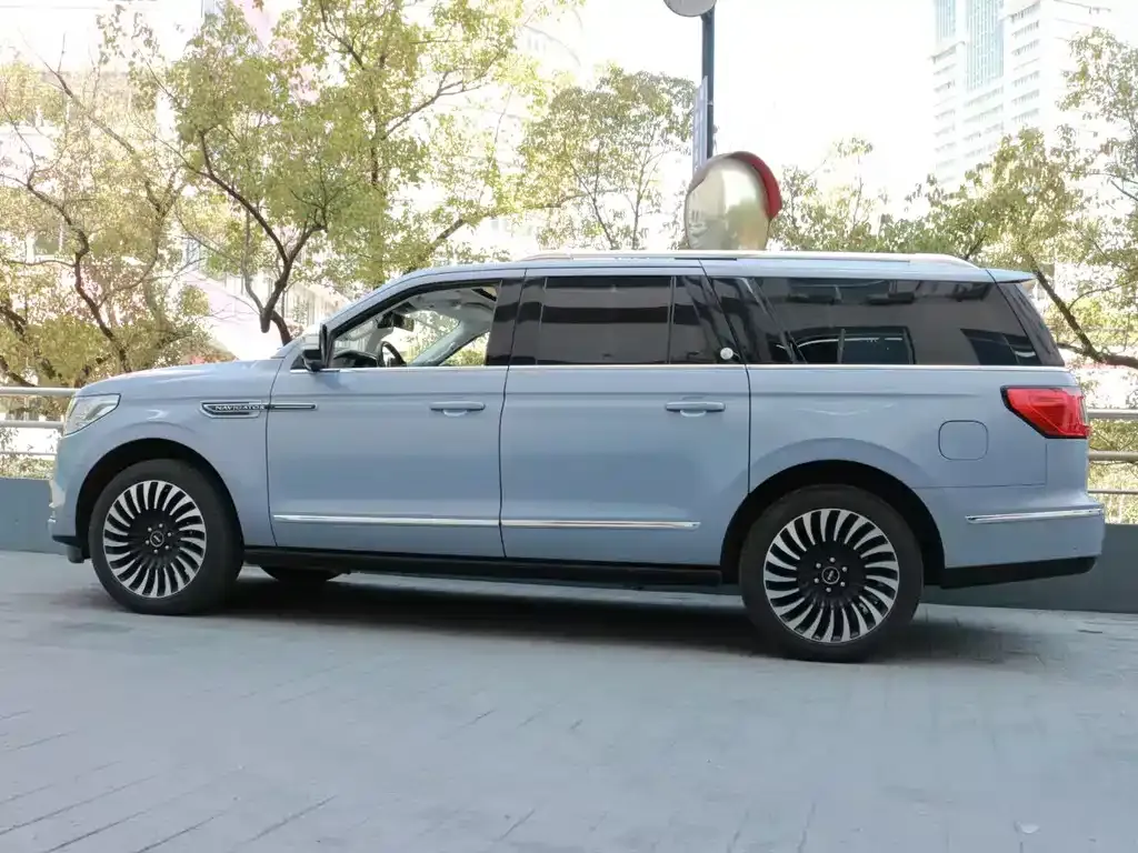 Lincoln Navigator — фото 4
