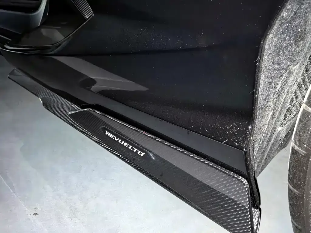 Lamborghini Revuelto 2025 из CN, фото 6
