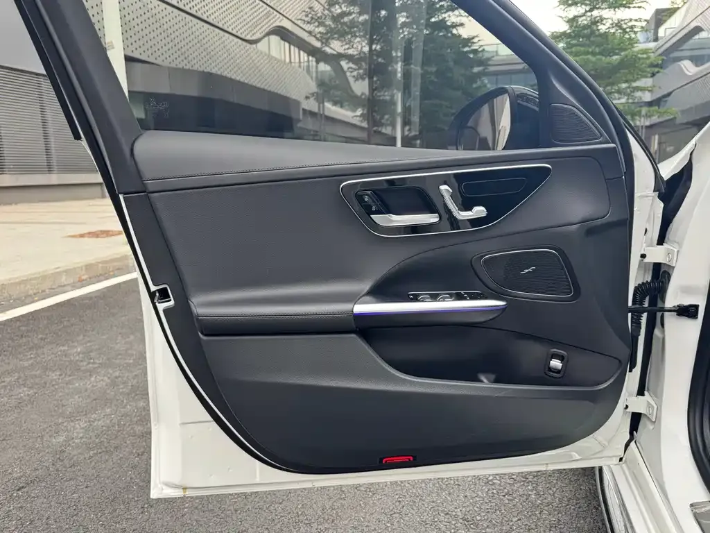 Mercedes-Benz C-Class 2024 из CN, фото 10