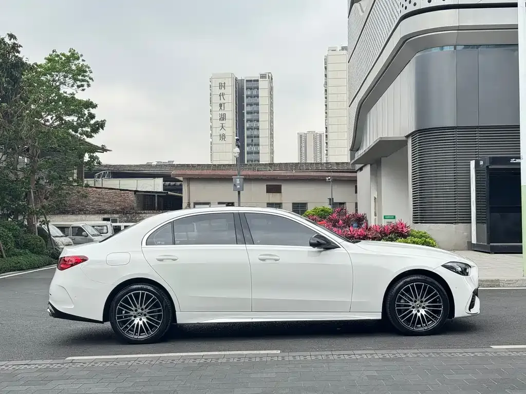 Mercedes-Benz C-Class 2024 из CN, фото 8