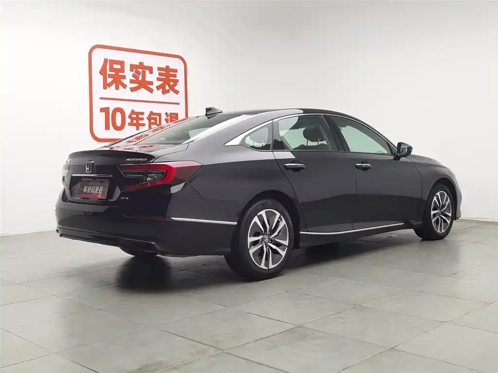 Honda Accord — фото 5