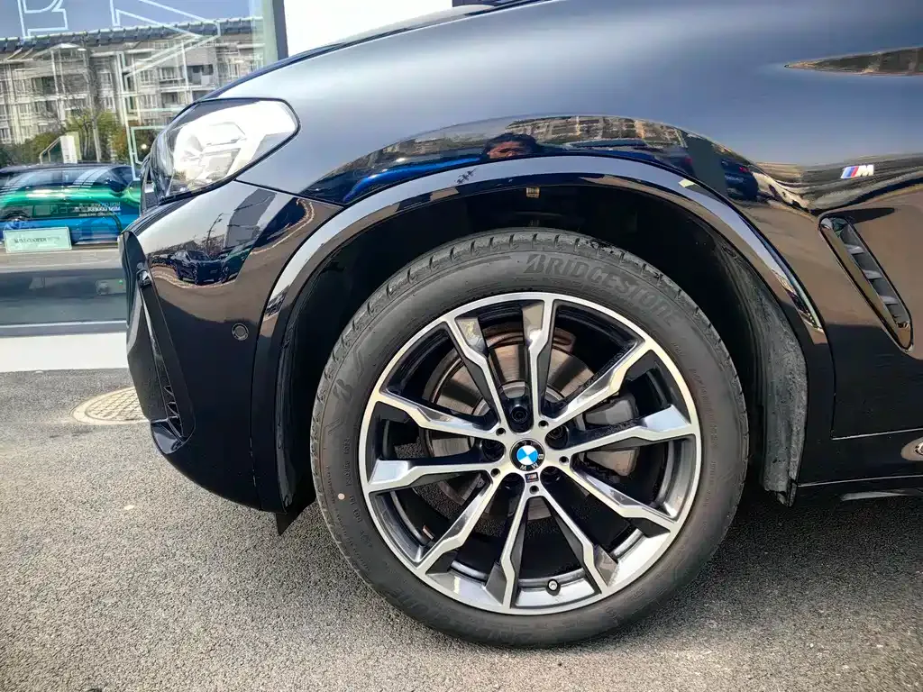 BMW X3 — фото 10