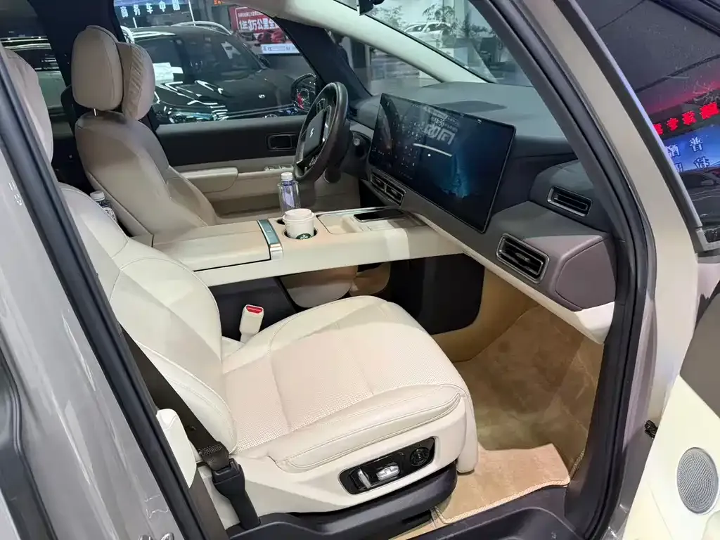 Li Auto MEGA 2025 из CN, фото 3