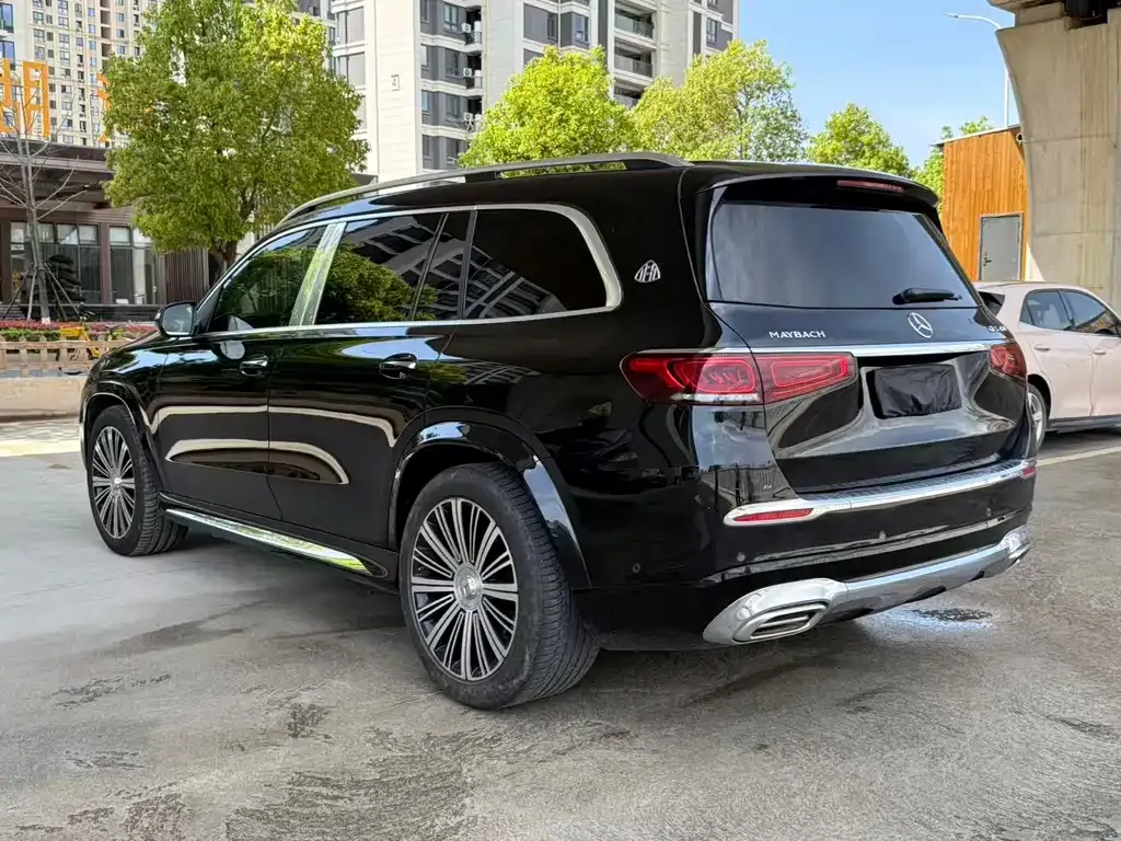 Mercedes-Benz GLS — фото 9