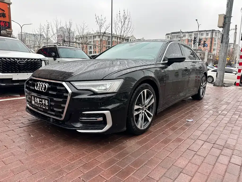 Audi A6L — фото 10
