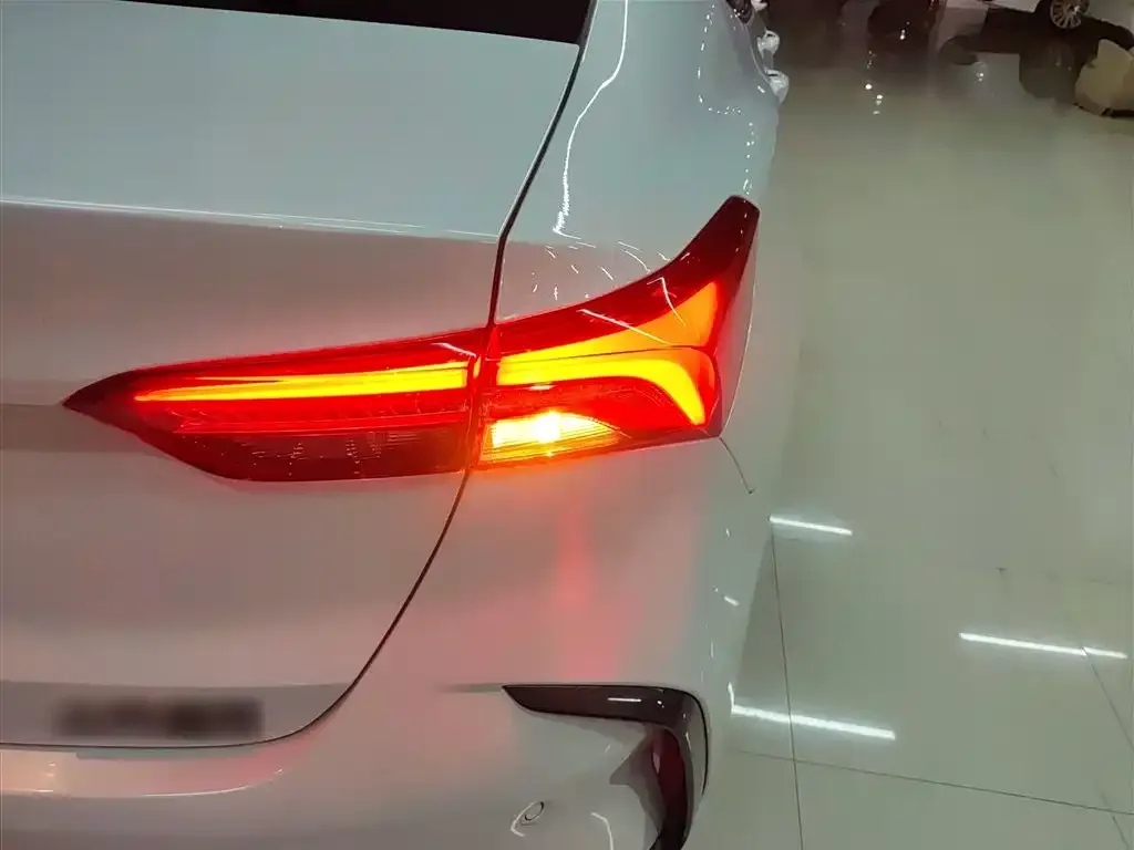 Buick Verano 2023 из CN, фото 2
