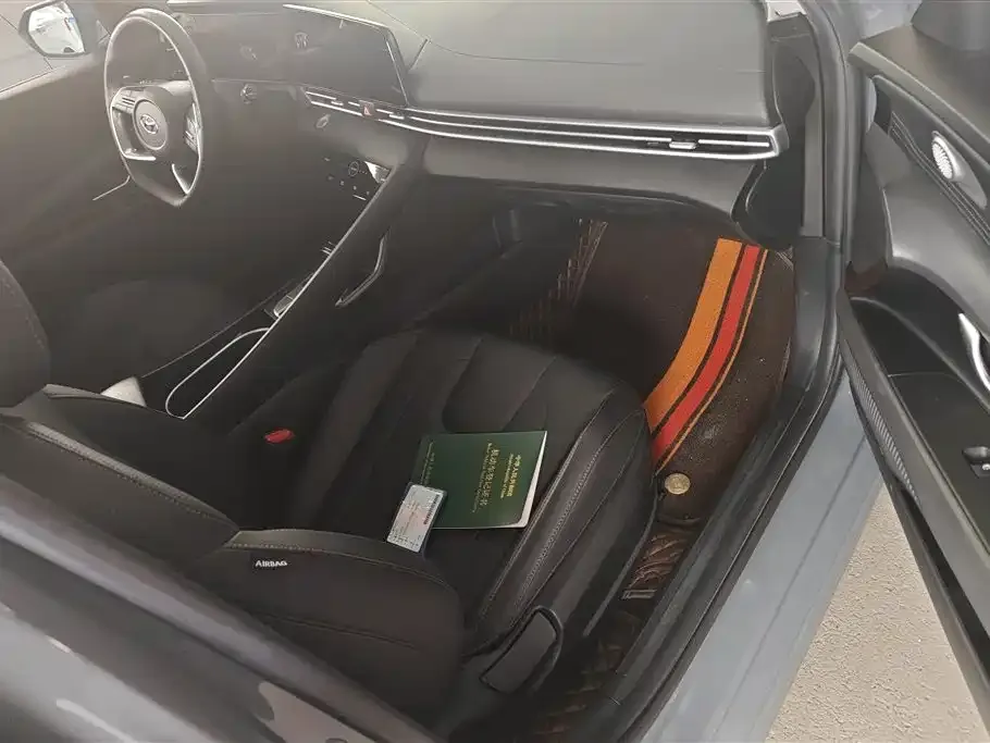 Hyundai Elantra 2022 из CN, фото 7