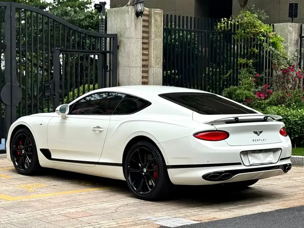 Bentley Continental — фото 9