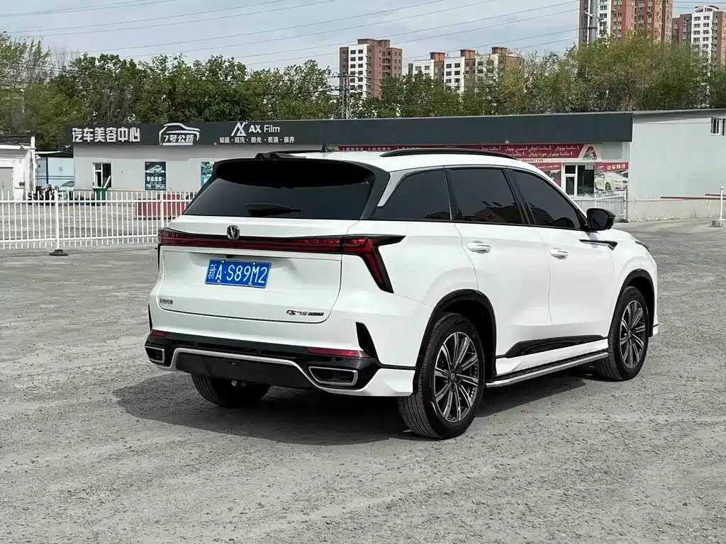 Changan CS75PLUS — фото 4