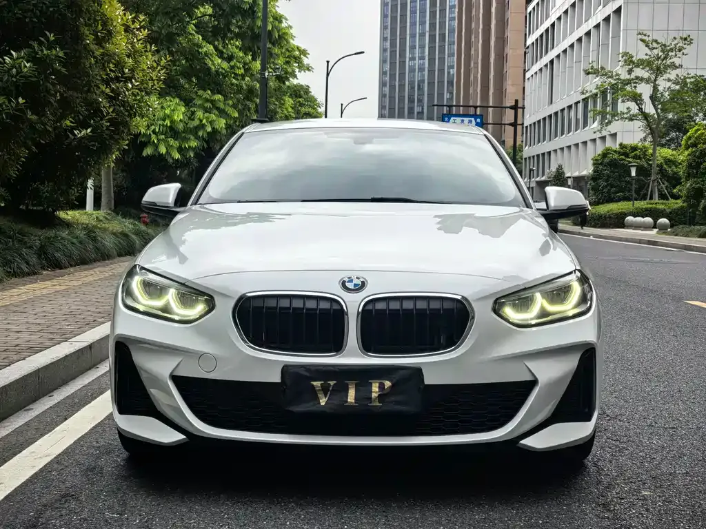 BMW 1 Series 2021 из CN, фото 5