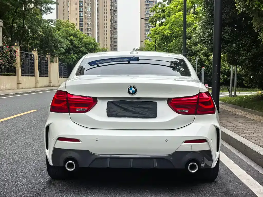 BMW 1 Series 2021 из CN, фото 6