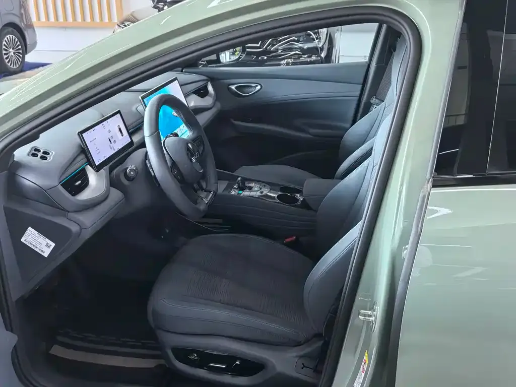 BYD Seal 06GT — фото 7
