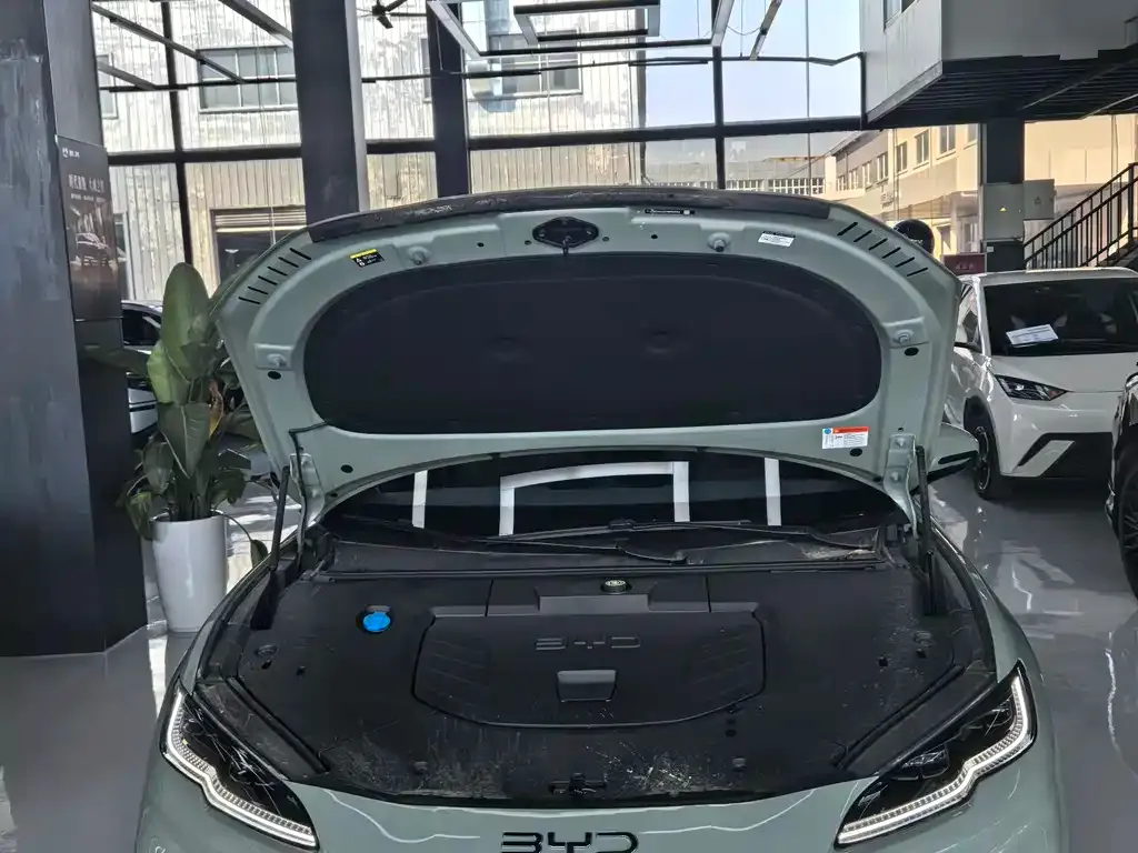 BYD Seal 06GT — фото 2