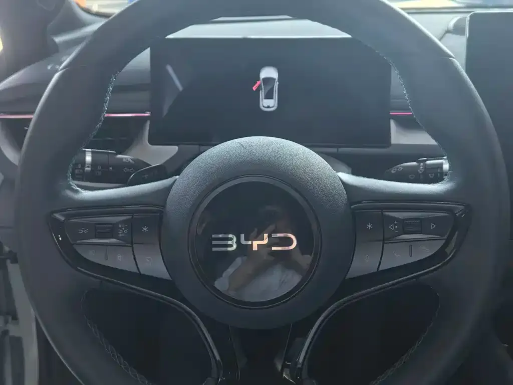 BYD Seal 06GT — фото 8