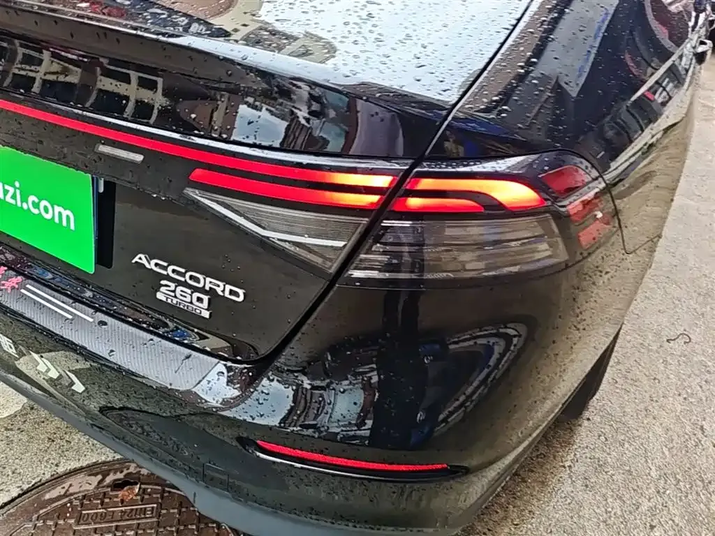 Honda Accord — фото 5
