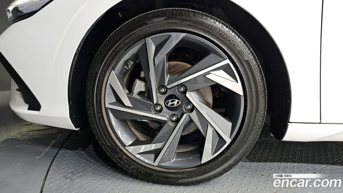 Hyundai AVANTE 2024 из KR, фото 4