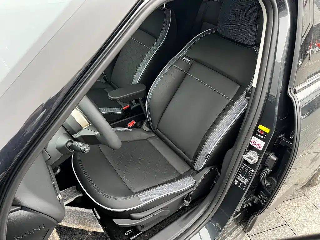 MINI Aceman EV 2024 из CN, фото 9