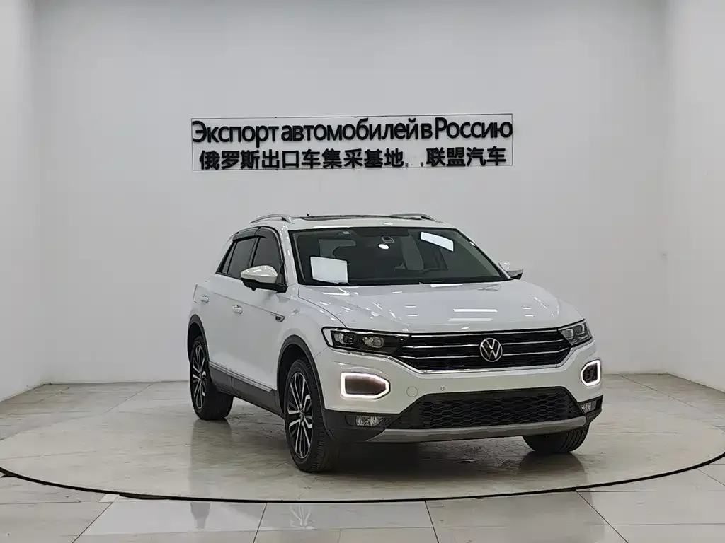 Volkswagen T-Roc — фото 4