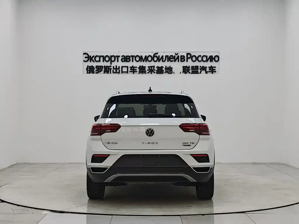Volkswagen T-Roc — фото 2