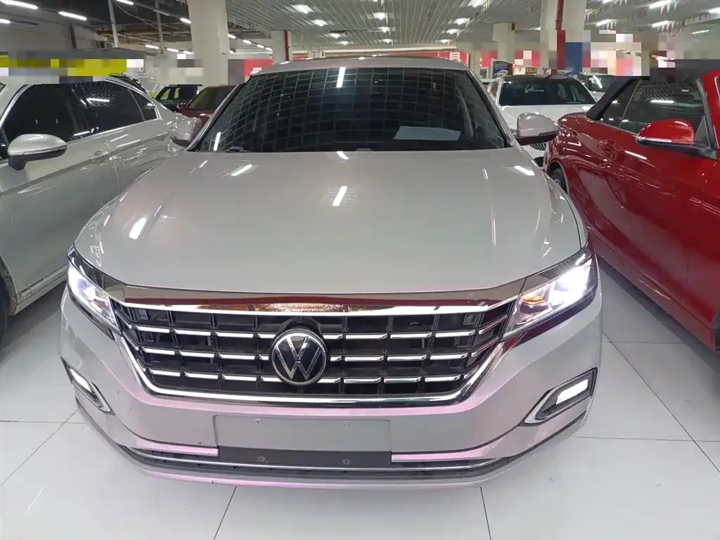 Volkswagen Passat — фото 3