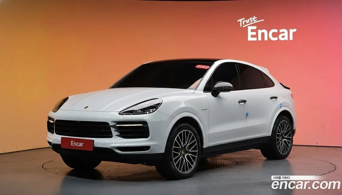 Porsche Cayenne 3.0 E-Hybrid Coupe 1