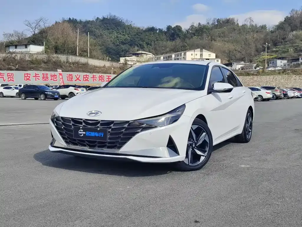 Hyundai Elantra 2022 из CN, фото 7