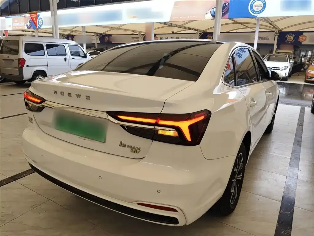 Roewe i6 MAX New Energy 2026 из CN, фото 3