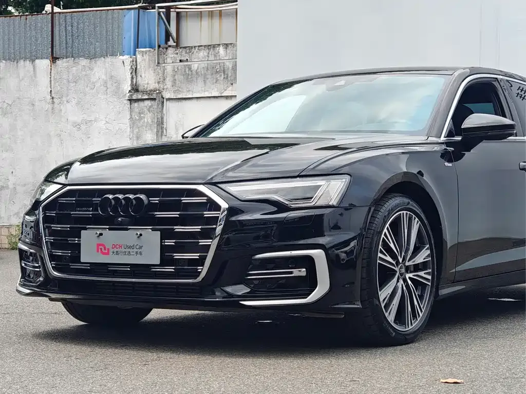Audi A6L — фото 9
