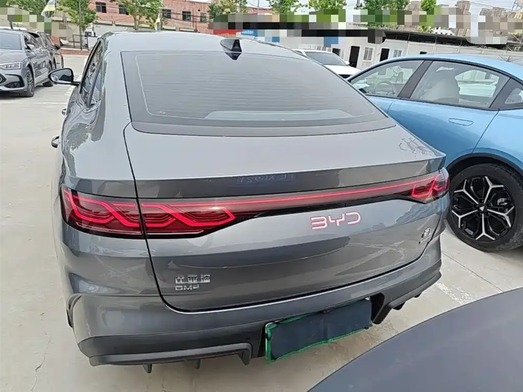 BYD Qin L — фото 10