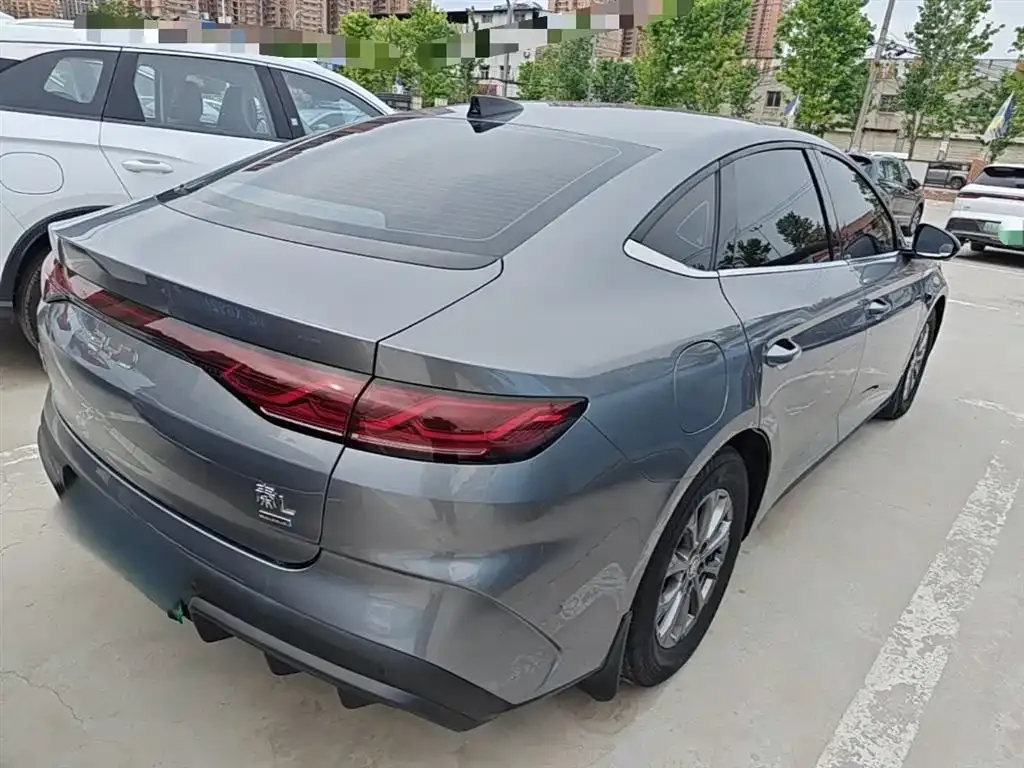 BYD Qin L — фото 8