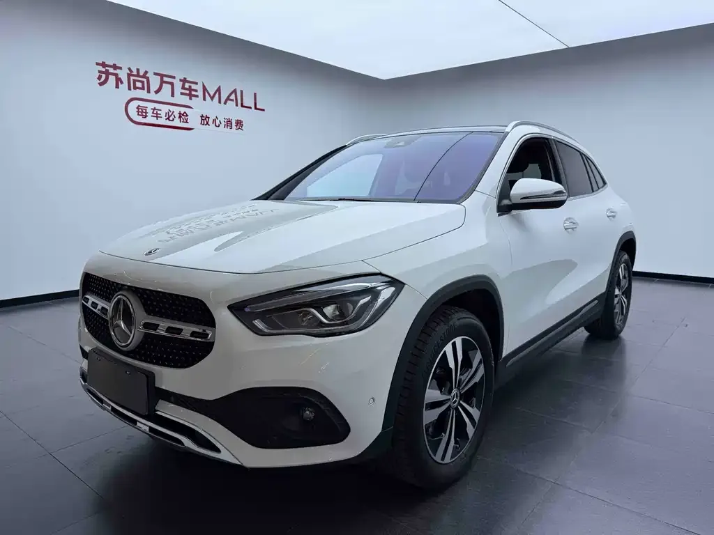 Mercedes-Benz GLA — фото 1