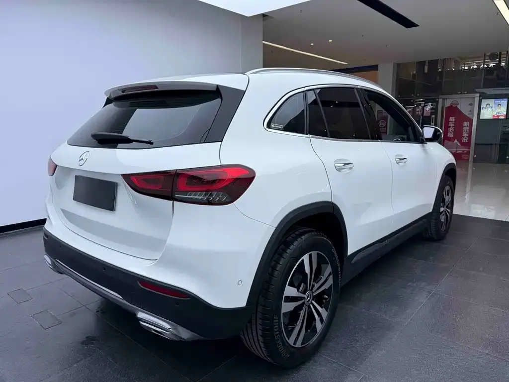 Mercedes-Benz GLA — фото 7
