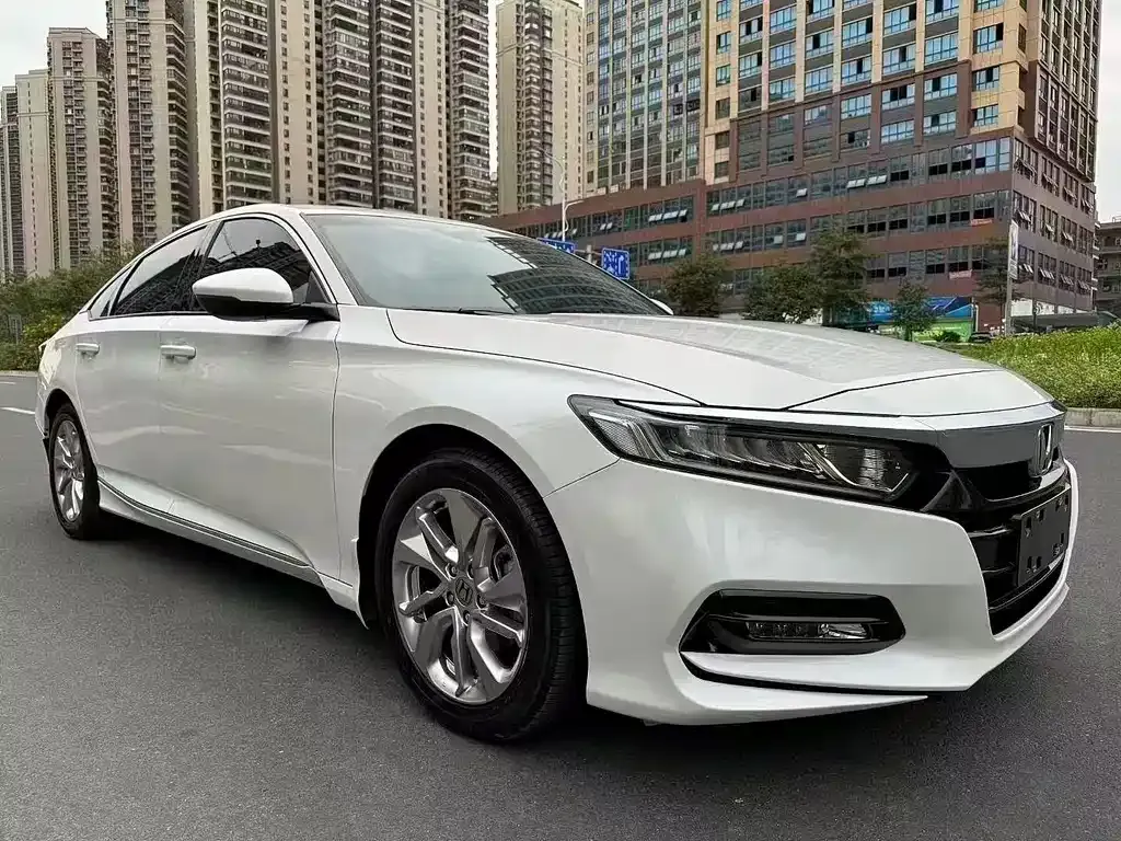 Honda Accord — фото 6