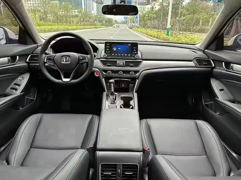Honda Accord — фото 2
