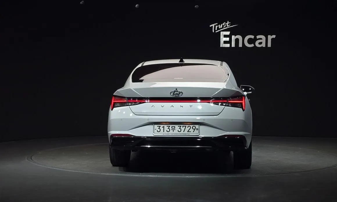 Hyundai AVANTE — фото 4