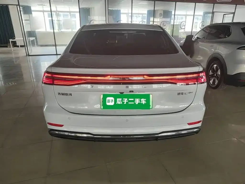 Geely Galaxy A7 — фото 3