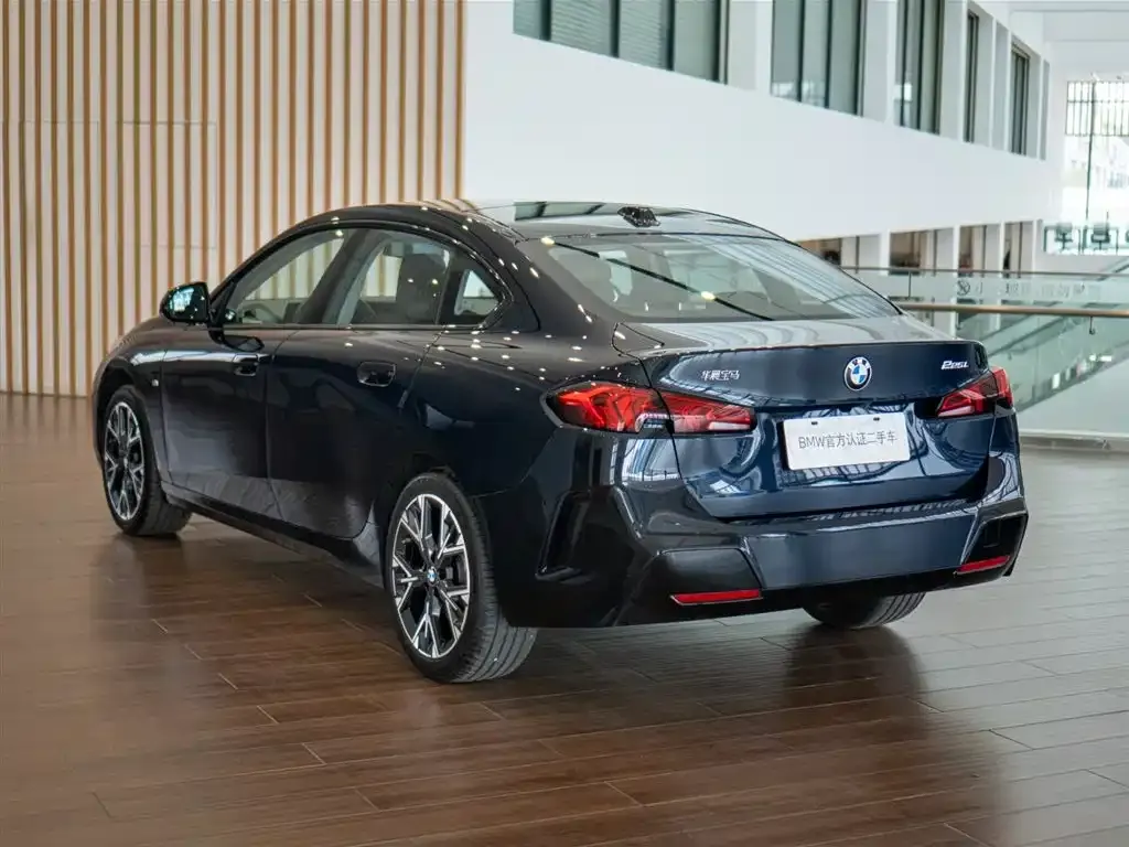 BMW 2 Series 2025 из CN, фото 9