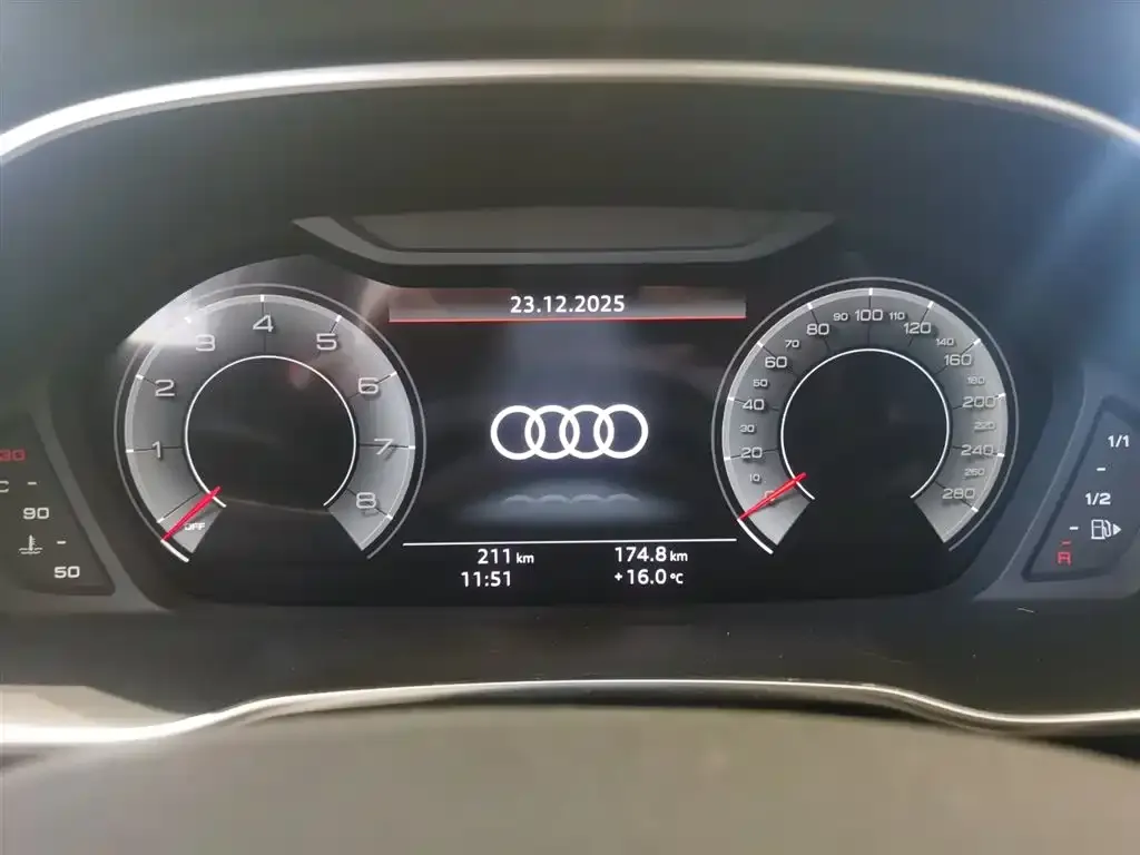 Audi Q3 — фото 2