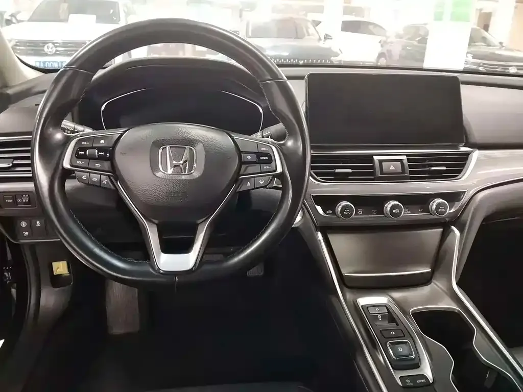 Honda Accord — фото 6