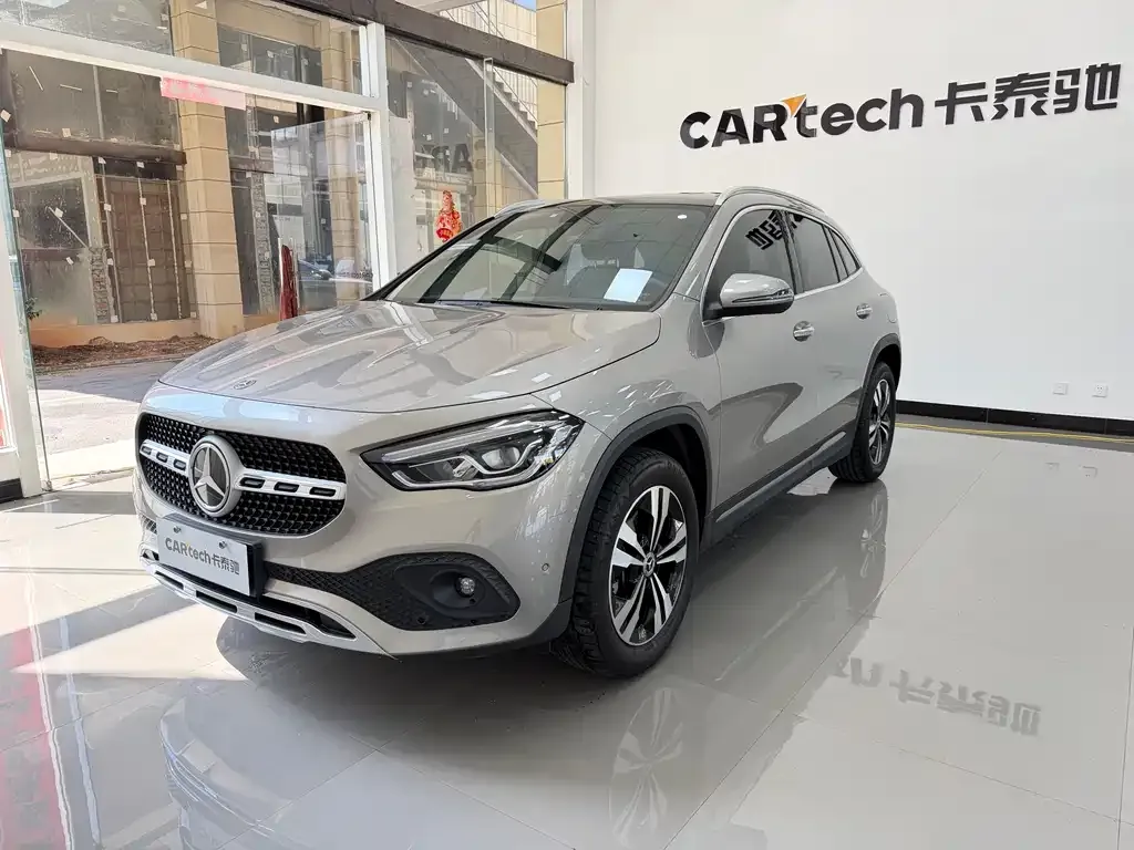 Mercedes-Benz GLA — фото 1