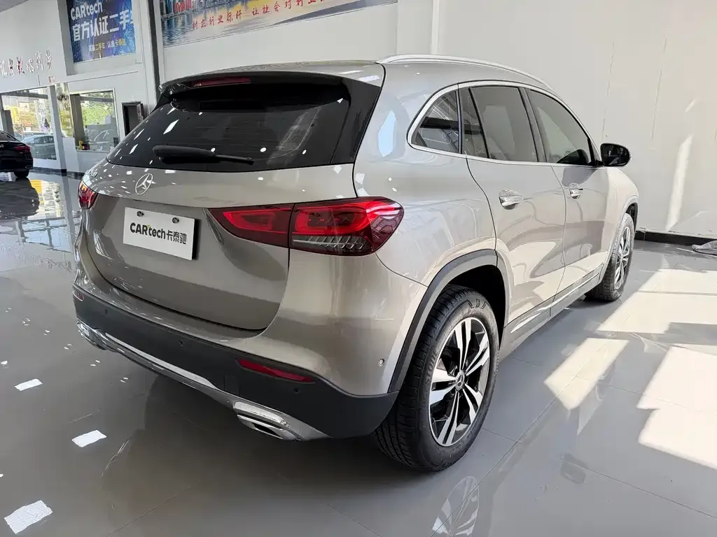 Mercedes-Benz GLA — фото 6