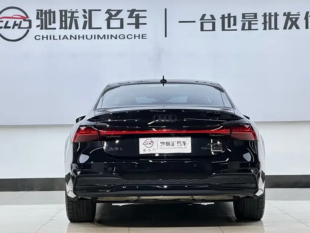 Audi A7L — фото 7