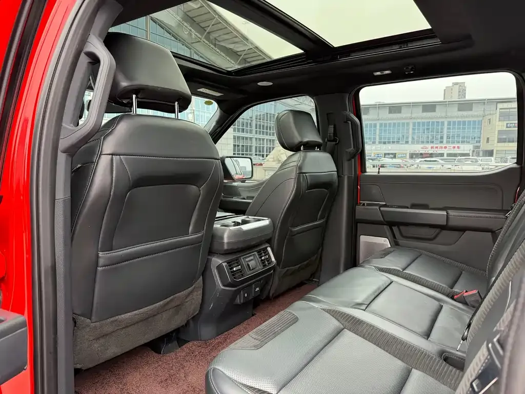 Ford F-150 Raptor — фото 10